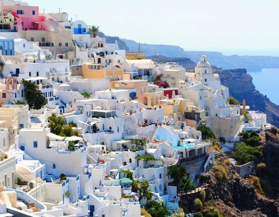 Enjoy Amazing Blue & White City of Santorini in Chase World Travel Tour to Greece